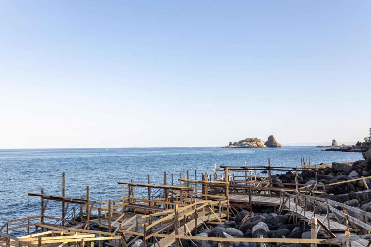 Ferienwohnung Courrier-House Aci Castello Exterior foto